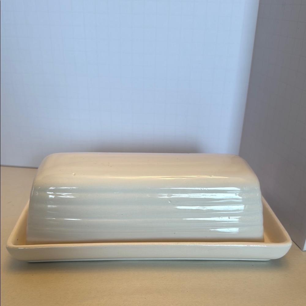 Cream Butter Dish - Picture 3 of 15